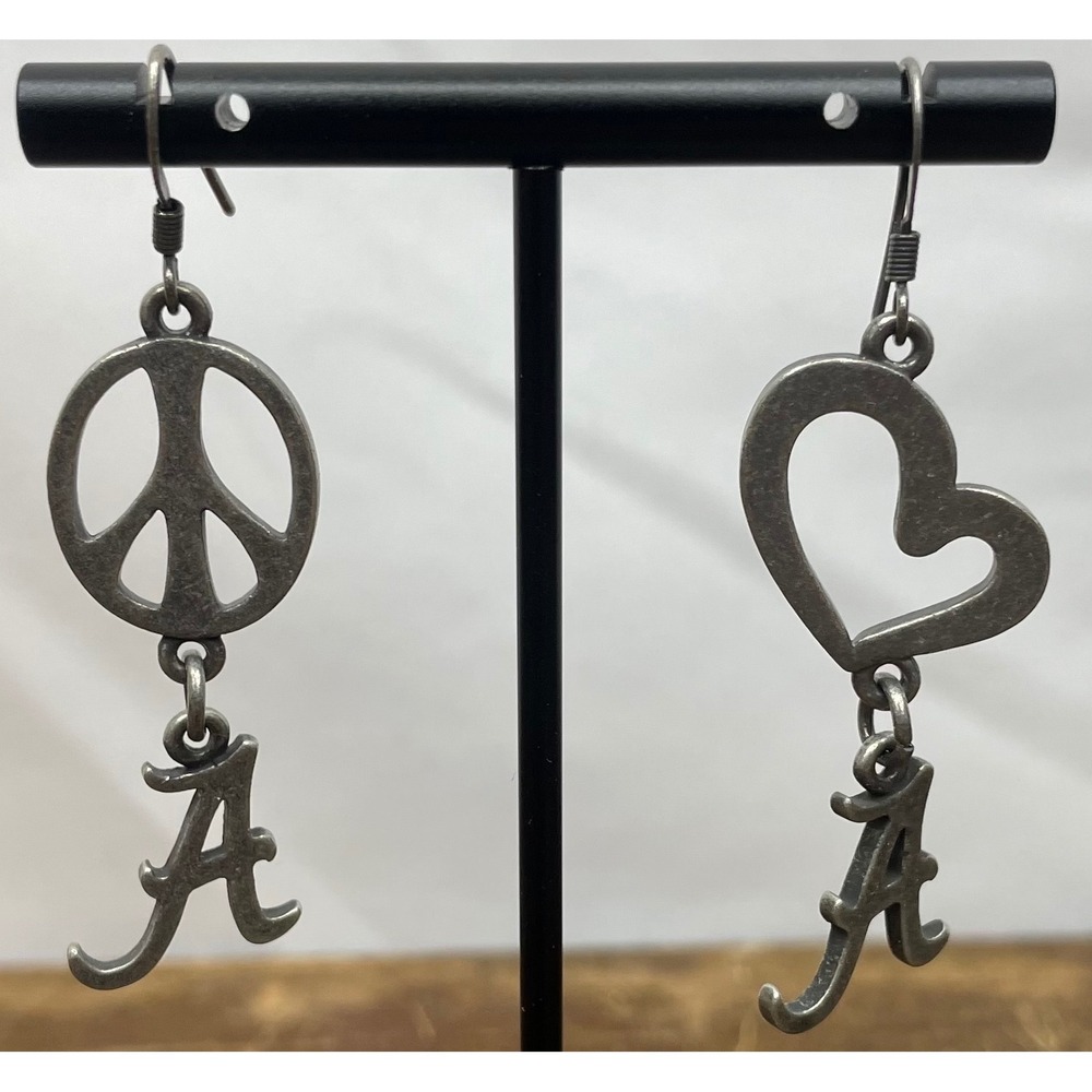 Fossil Y2K Dangle Earrings Peace Heart Charm Alabama Silver Tone *Read